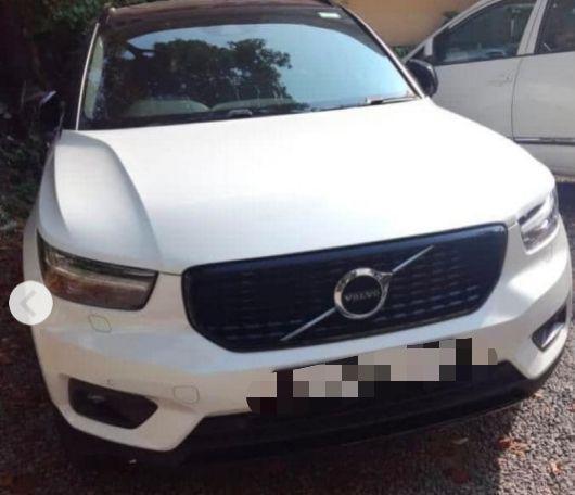 Volvo XC40 D4 R-Design 2019