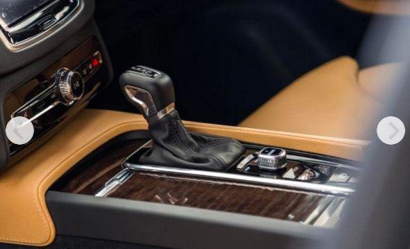 Volvo XC40 D4 R-Design 2019