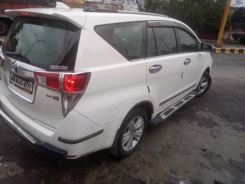 Toyota Innova Crysta 2.4 GX 8 STR 2016