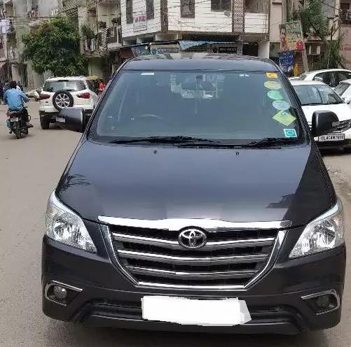 Toyota Innova 2.5 V 7 STR 2015