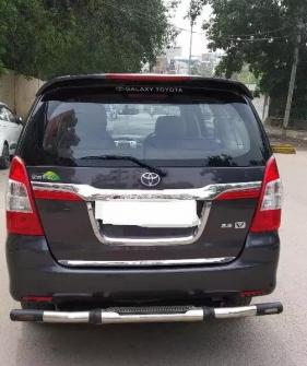 Toyota Innova 2.5 V 7 STR 2015