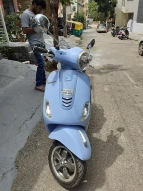 piaggio vespa elegante