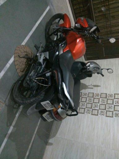 Suzuki GS 150 R 150cc 2011