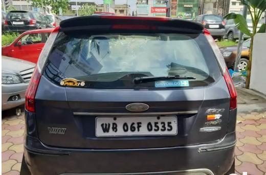 Ford Figo 1.2P TITANIUM MT 2010