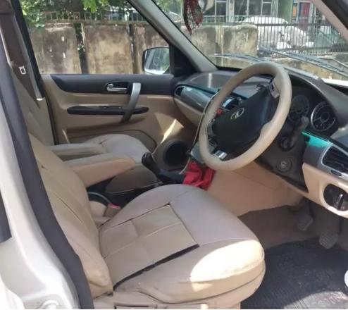 Tata Safari Storme 2.2 EX 4X2 2015