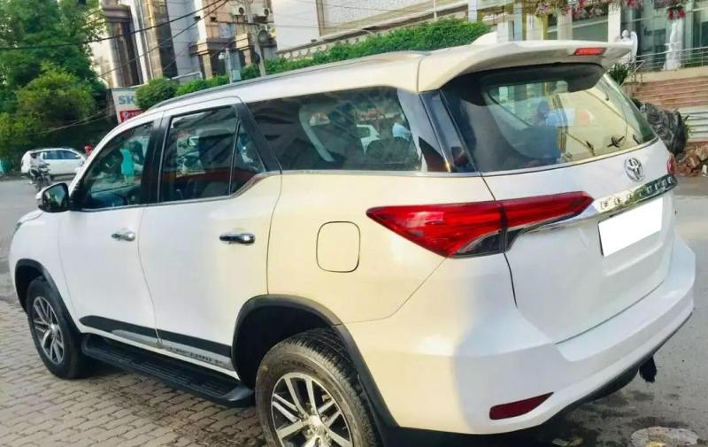 Toyota Fortuner 2.8 4x4 AT 2017