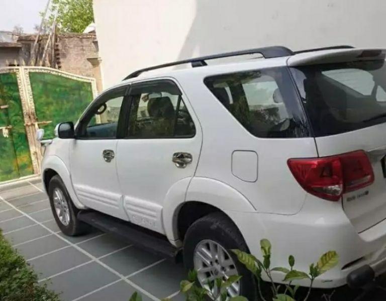 Toyota Fortuner 2.5 4x2 AT TRD Sportivo 2014