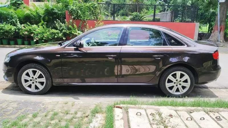 Audi A4 2.0 TDI 177BHP PREMIUM Plus 2013