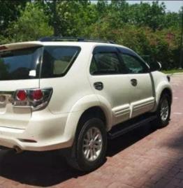 Toyota Fortuner 3.0 4X4 MT 2016
