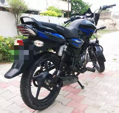 Bajaj Discover 150cc 2011