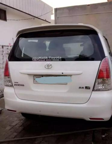 Toyota Innova 2.5 VX 8 STR BS IV 2010