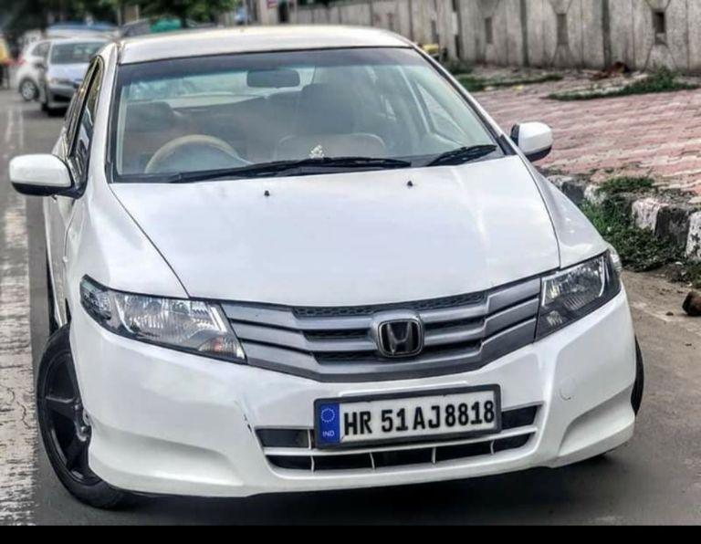 Honda City 1.5 V MT 2010