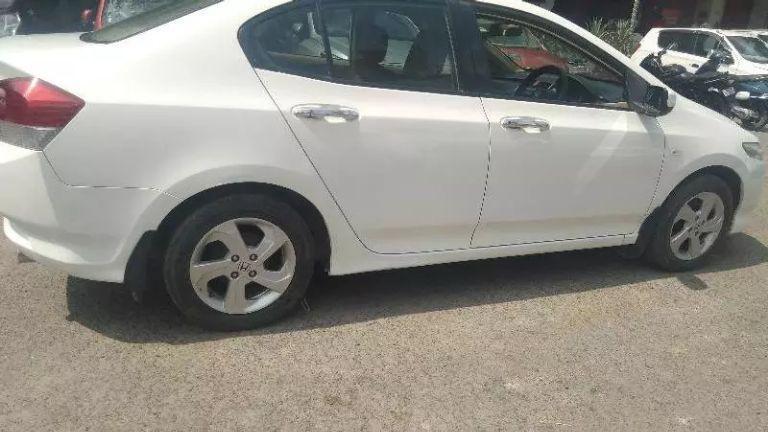 Honda City 1.5 V MT 2010