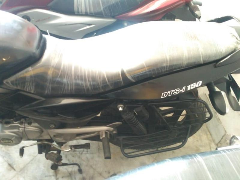Bajaj Pulsar 150cc 2014