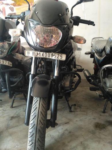 Bajaj Pulsar 150cc 2014