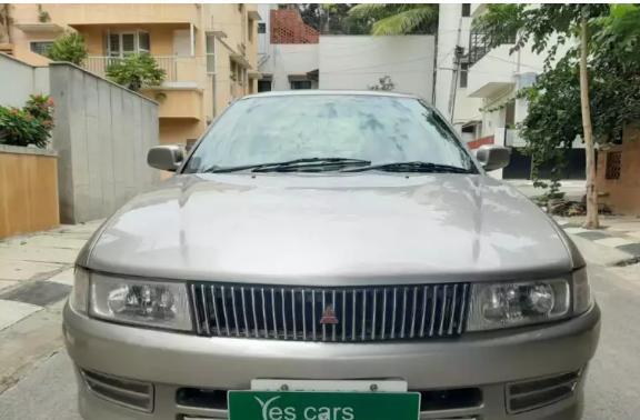 Mitsubishi Lancer LXI 1.5 2005