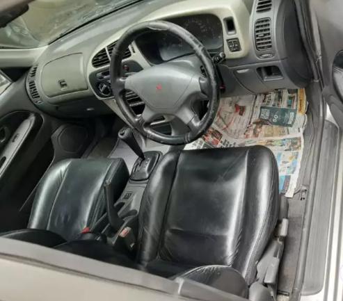 Mitsubishi Lancer LXI 1.5 2005