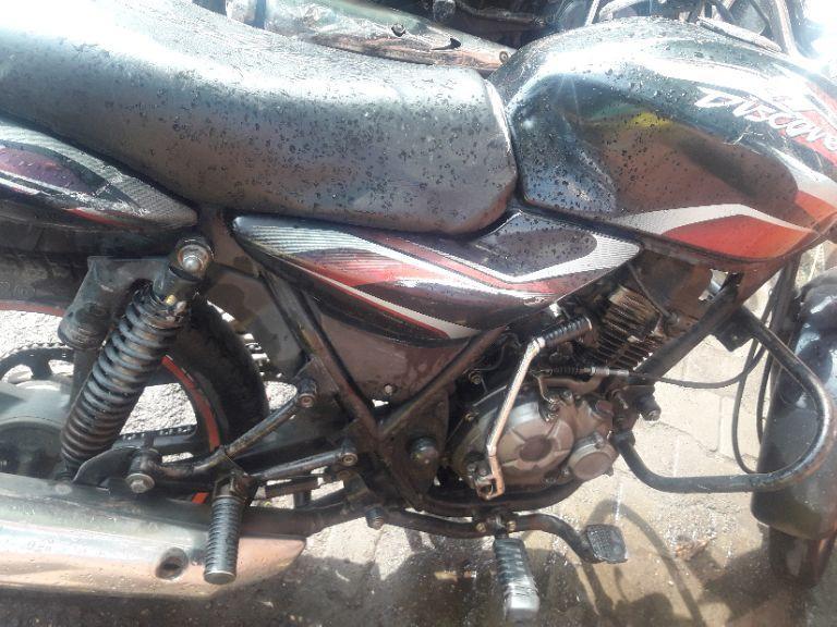 Bajaj Discover 100cc  2012