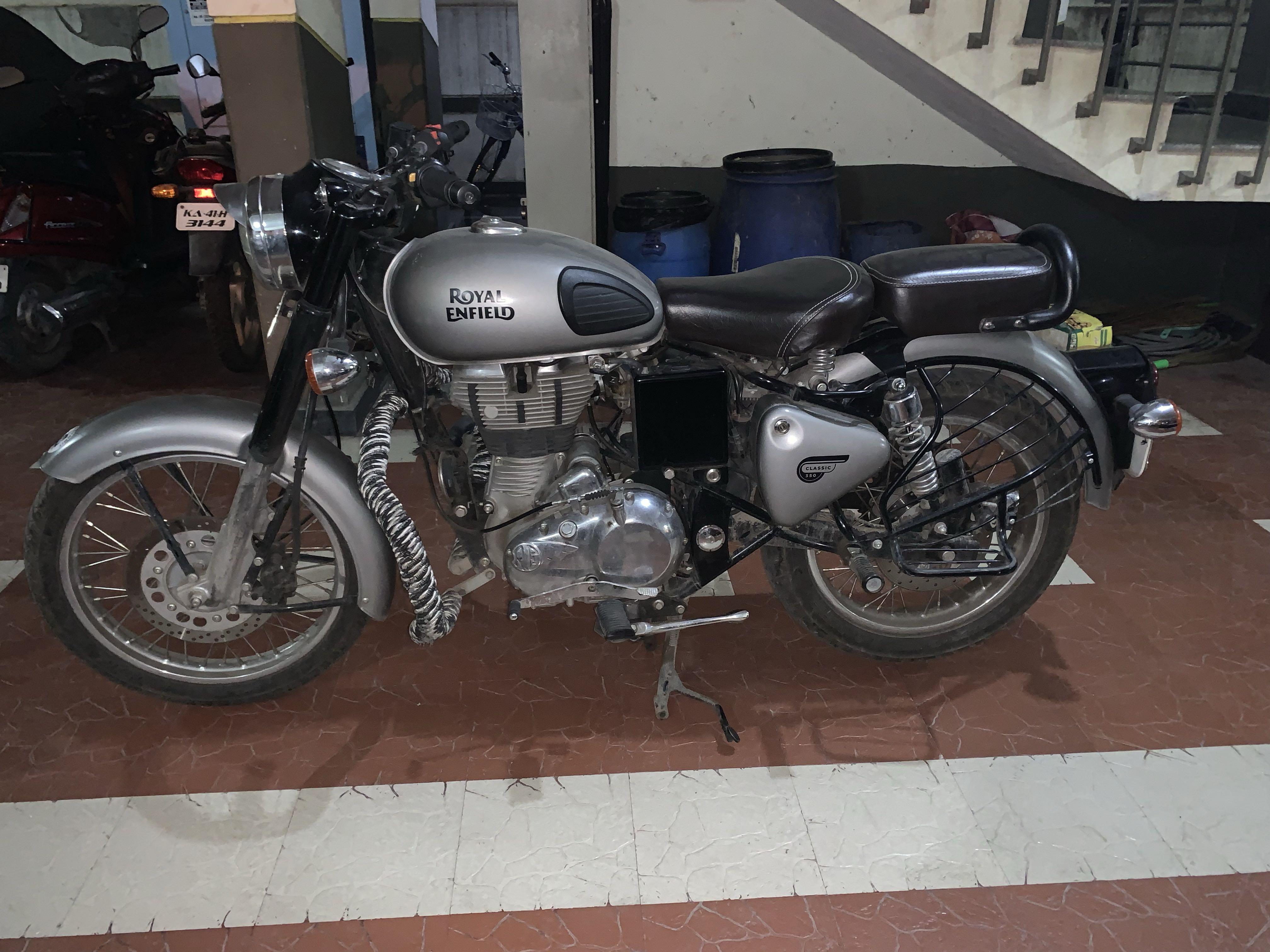 royal enfield gunmetal grey 350cc price