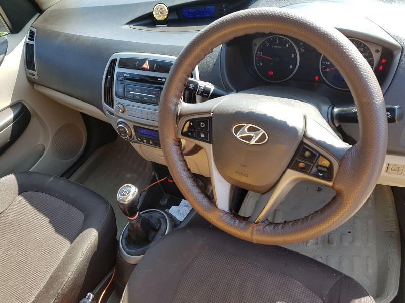 Hyundai i20 Sportz 1.2 (O) 2011