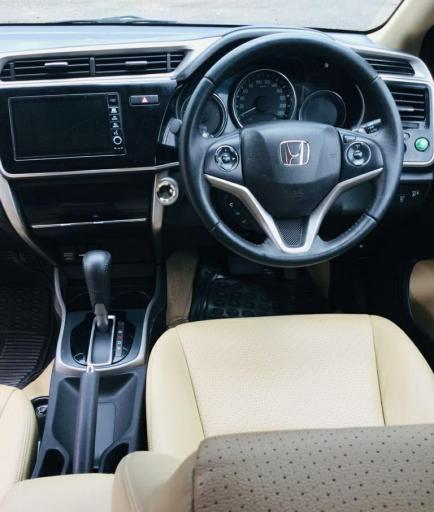 Honda City 1.5 V MT 2018