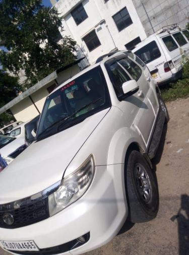 Tata Safari Storme EX 2013