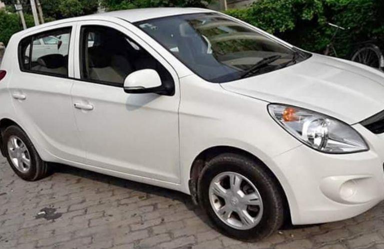 Hyundai i20 Sportz 1.4 CRDi 6 Speed BS-IV 2011