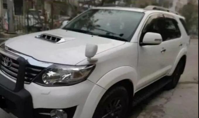 Toyota Fortuner 3.0 4x4 AT 2012