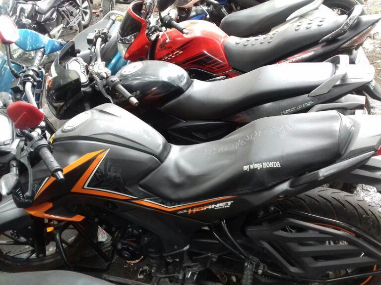 Honda CB Hornet 160R CBS 2018