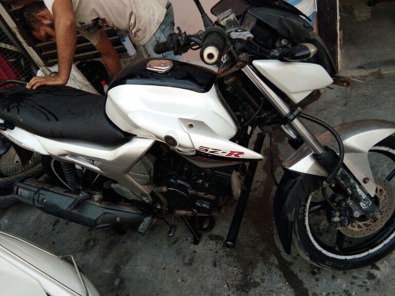 Yamaha SZR 150cc 2012