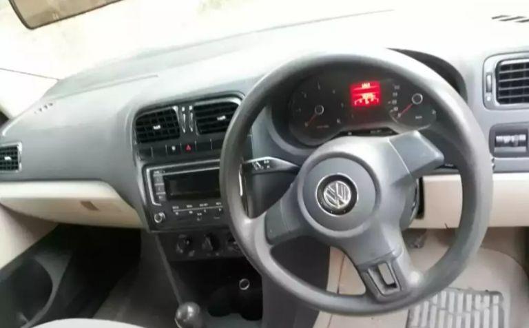 Volkswagen Polo Comfortline 1.2L (D) 2013