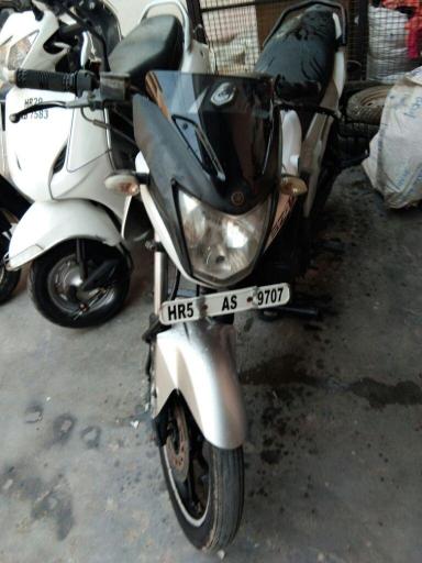 Yamaha SZR 150cc 2012