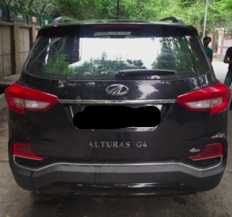 Mahindra Alturas G4 4WD AT 2019