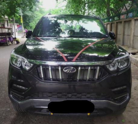 Mahindra Alturas G4 4WD AT 2019