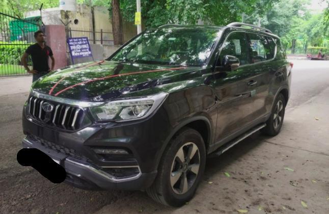 Mahindra Alturas G4 4WD AT 2019