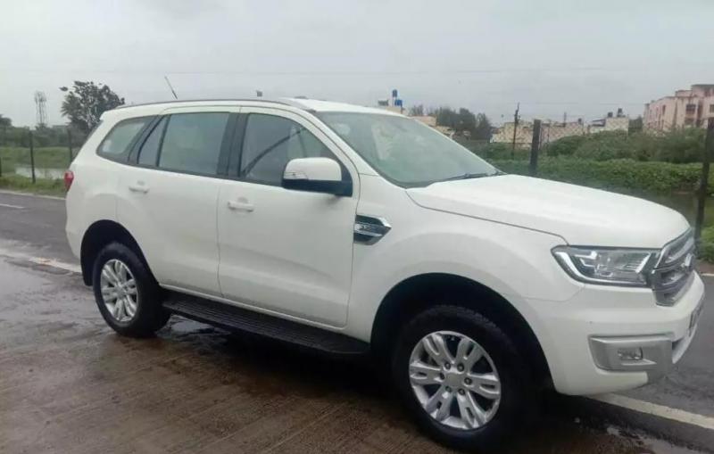 Ford Endeavour Titanium 2.2 4x2 AT 2019