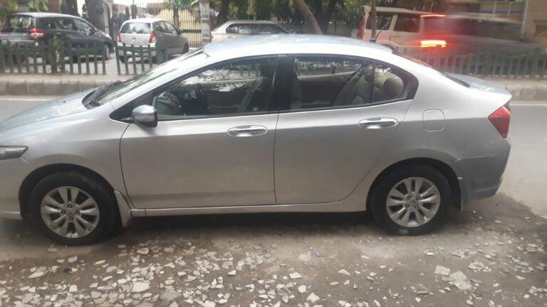 Honda City 1.5 V MT 2012