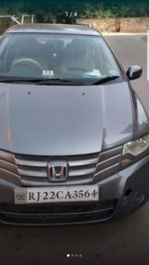 Honda City 1.5 V MT 2010