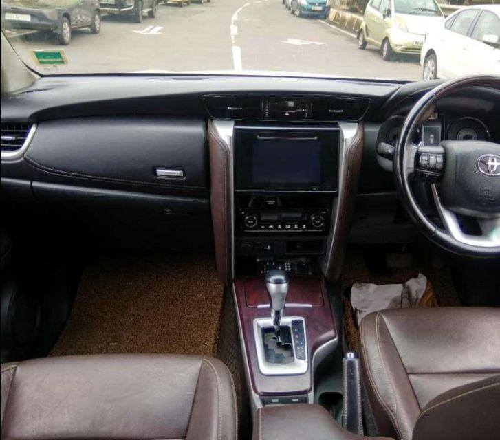 Toyota Fortuner 2.8 4x4 AT 2018