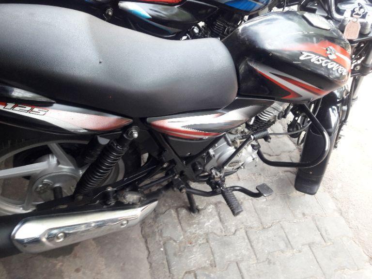 Bajaj Discover 125cc 2015