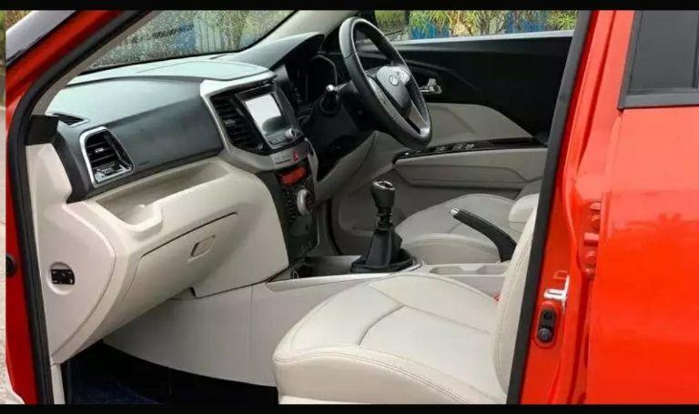 Mahindra XUV300 W8 (O) Diesel 2019