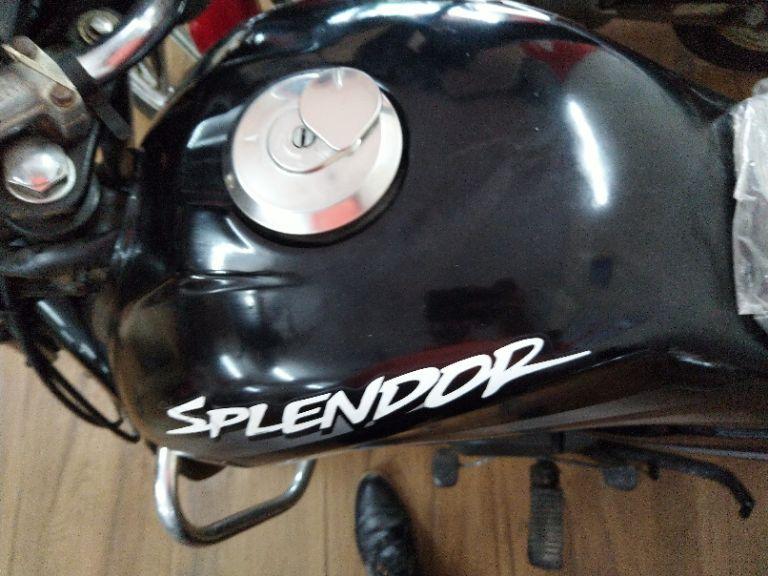 Hero Super Splendor 125cc 2011