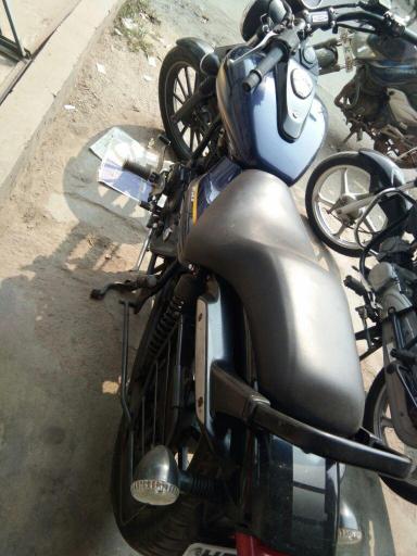Bajaj Avenger Street 150 2016