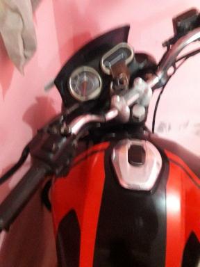 Bajaj V15 150cc 2016