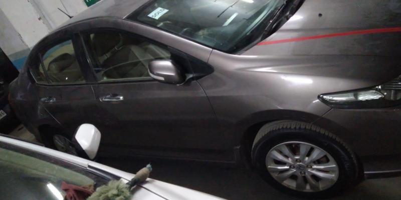 Honda City 1.5 V MT 2013