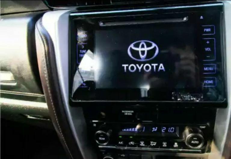 Toyota Fortuner 2.8 4x4 AT 2019