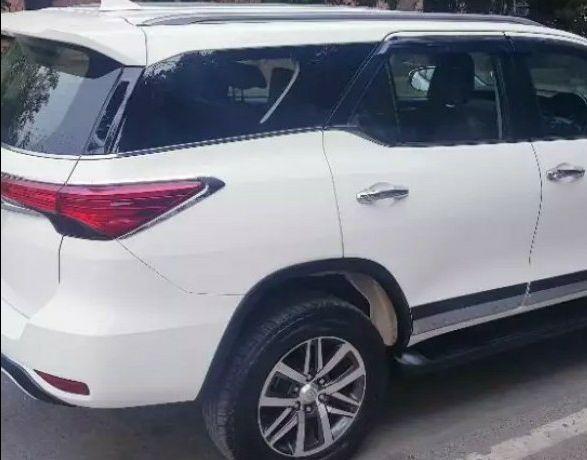 Toyota Fortuner 2.8 4x4 AT 2019