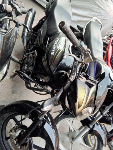 Bajaj Discover 125cc 2011