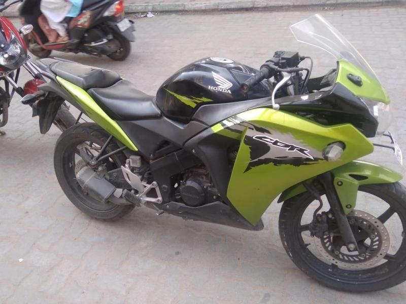 Honda Cbr 150r Bike For Sale In Hyderabad Id 1418125319 Droom