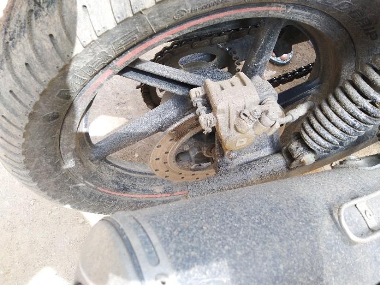 Bajaj Pulsar 220F 2018